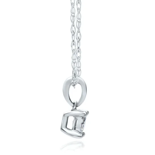 1/10 Ct. Tw. Diamond Illusion Pendant In