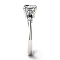 Cushion-Cut Moissanite Ring In Platinum (1 3/8 Ct. Tw.)